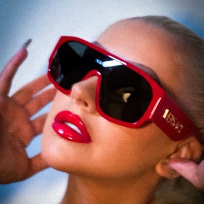 Christina Aguilera profile image