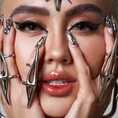 AGNEZ MO