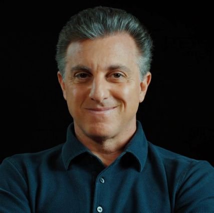 Luciano Huck profile image