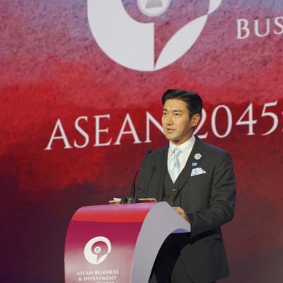 최시원 • Siwon Choi profile image