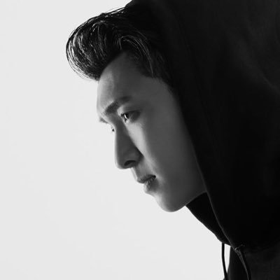 Lay Zhang profile image