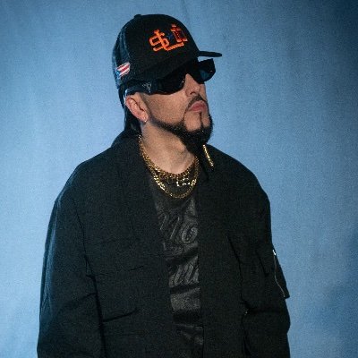 Yandel profile image