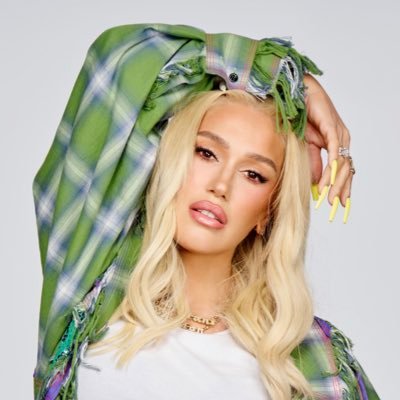 Gwen Stefani profile image