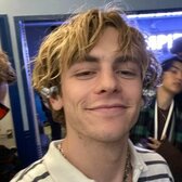 Ross Lynch 🌈