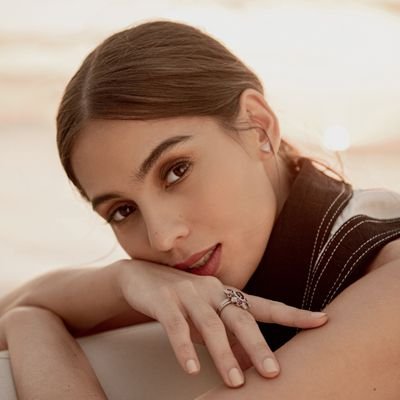 Jasmine Curtis-Smith profile image
