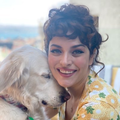 ezgi mola profile image