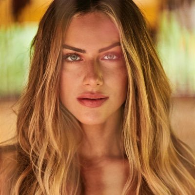Giovanna Ewbank profile image
