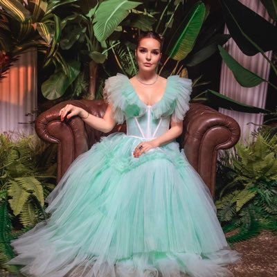 Bengü profile image