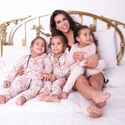 Cinthia Fernandez profile image