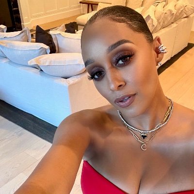 Tia Mowry profile image