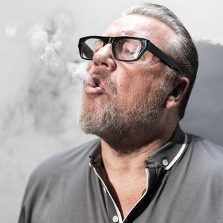 Ray Winstone profile image