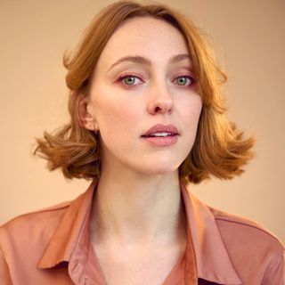 𝐄𝐌𝐈𝐋𝒴  𝐄𝐀𝐓𝐎𝐍-Plowright profile image