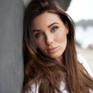 Elise Featherstone profile image