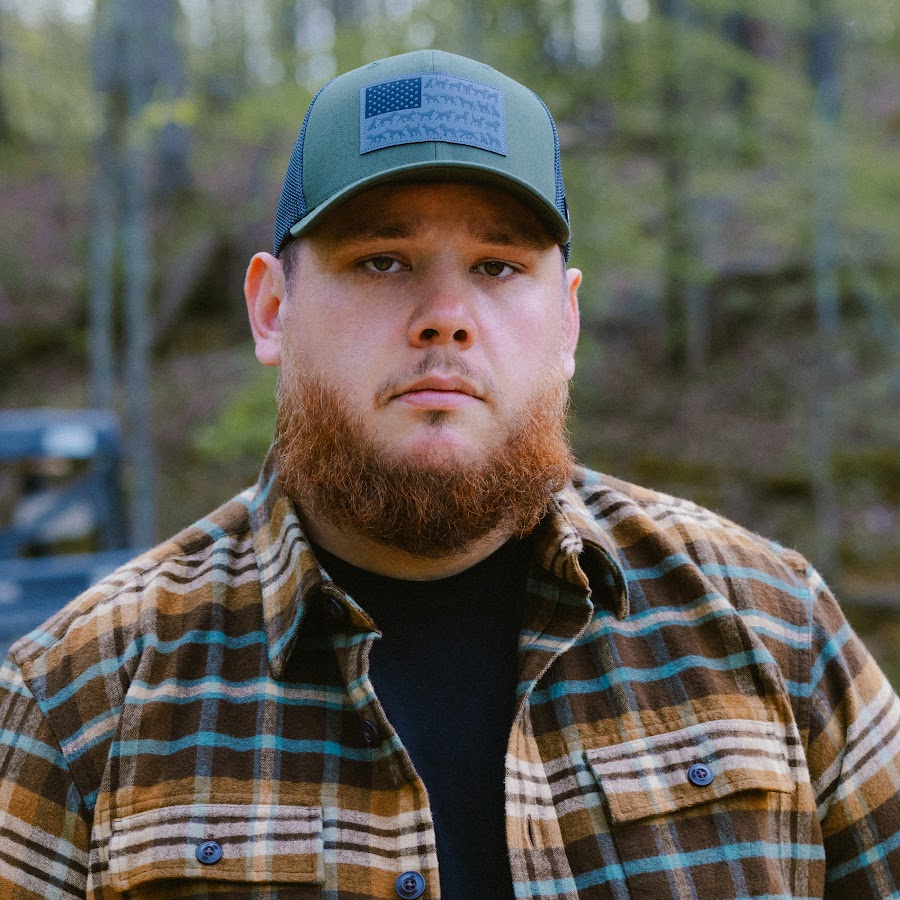 Luke Combs profile image