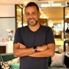 Chetan Bhagat's Twitter/X photo